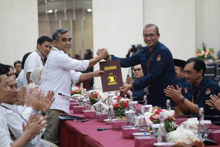 Serahkan 580 Daftar Caleg DPR RI ke KPU, Sekjen Gerindra: Junjung Tinggi Persahabatan dan Kerukunan
