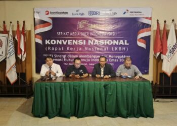 Puluhan Tokoh Nasional Raih Anugerah Sahabat Pers dan Pin Emas Dalam Konvensi Nasional SMSI
